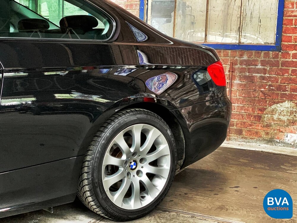 BMW 320i Coupé 170 PS 3er 2011, 14-ZDJ-4.