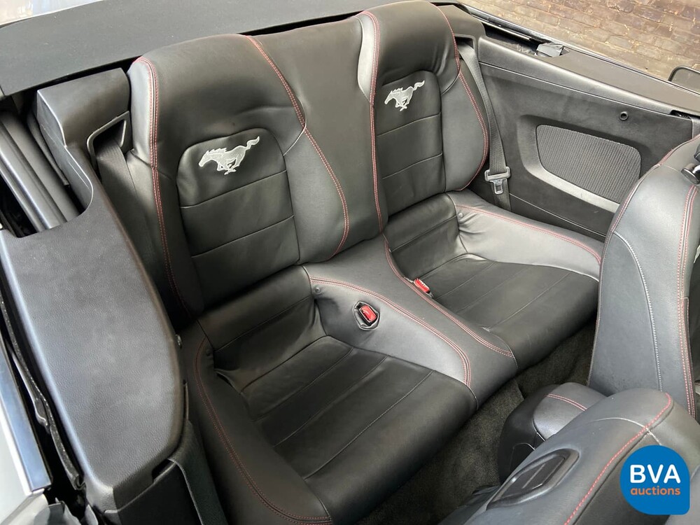 Ford Mustang Cabrio 3.7 V6 305 PS 2015, SZ-496-S.