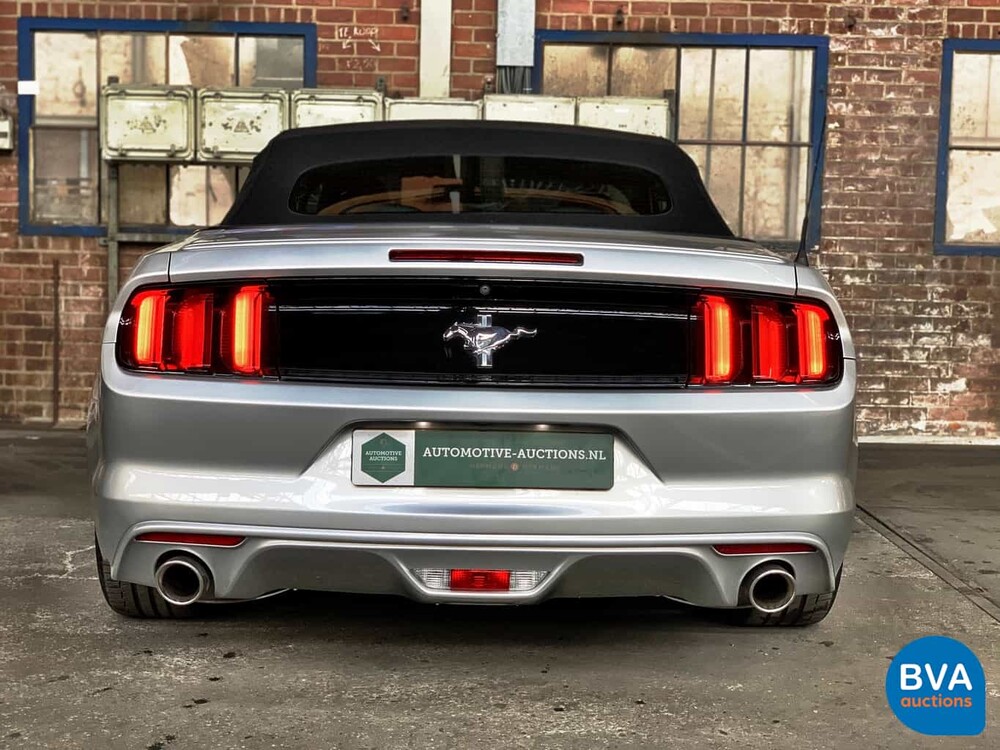 Ford Mustang Cabrio 3.7 V6 305 PS 2015, SZ-496-S.