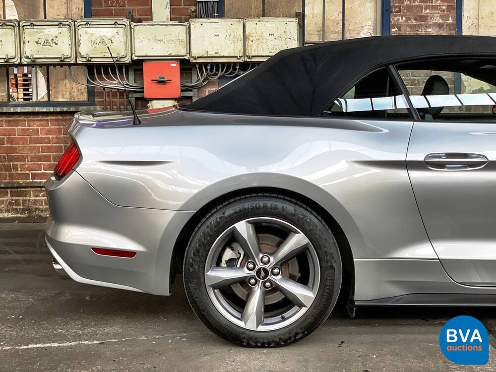 Ford Mustang Cabrio 3.7 V6 305 PS 2015, SZ-496-S.