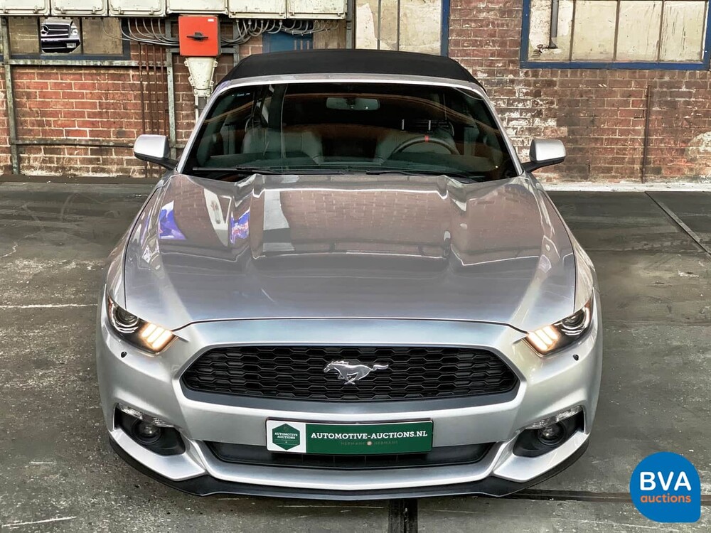 Ford Mustang Cabrio 3.7 V6 305 PS 2015, SZ-496-S.