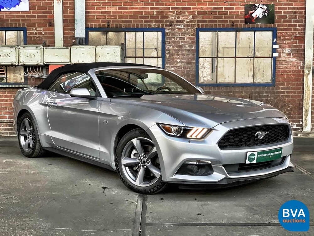 Ford Mustang Cabrio 3.7 V6 305 PS 2015, SZ-496-S.