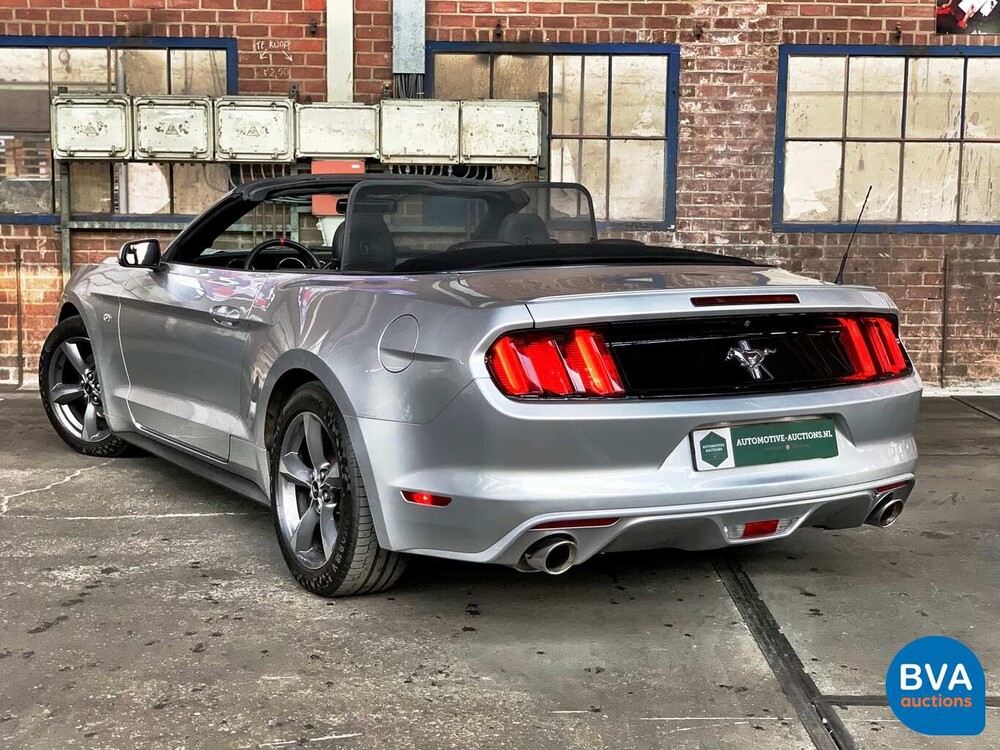Ford Mustang Cabrio 3.7 V6 305 PS 2015, SZ-496-S.