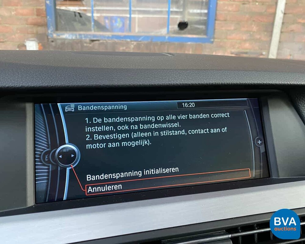 BMW 528I Touring 5er High Executive 6-Zylinder -Org. NL-, 32-PSZ-2.