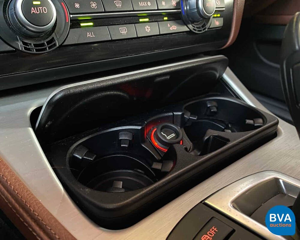 BMW 528I Touring 5er High Executive 6-Zylinder -Org. NL-, 32-PSZ-2.