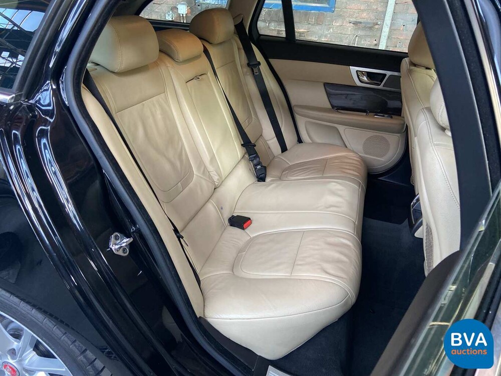 Jaguar XF Sportbremse 2.2D 163 PS 2014.