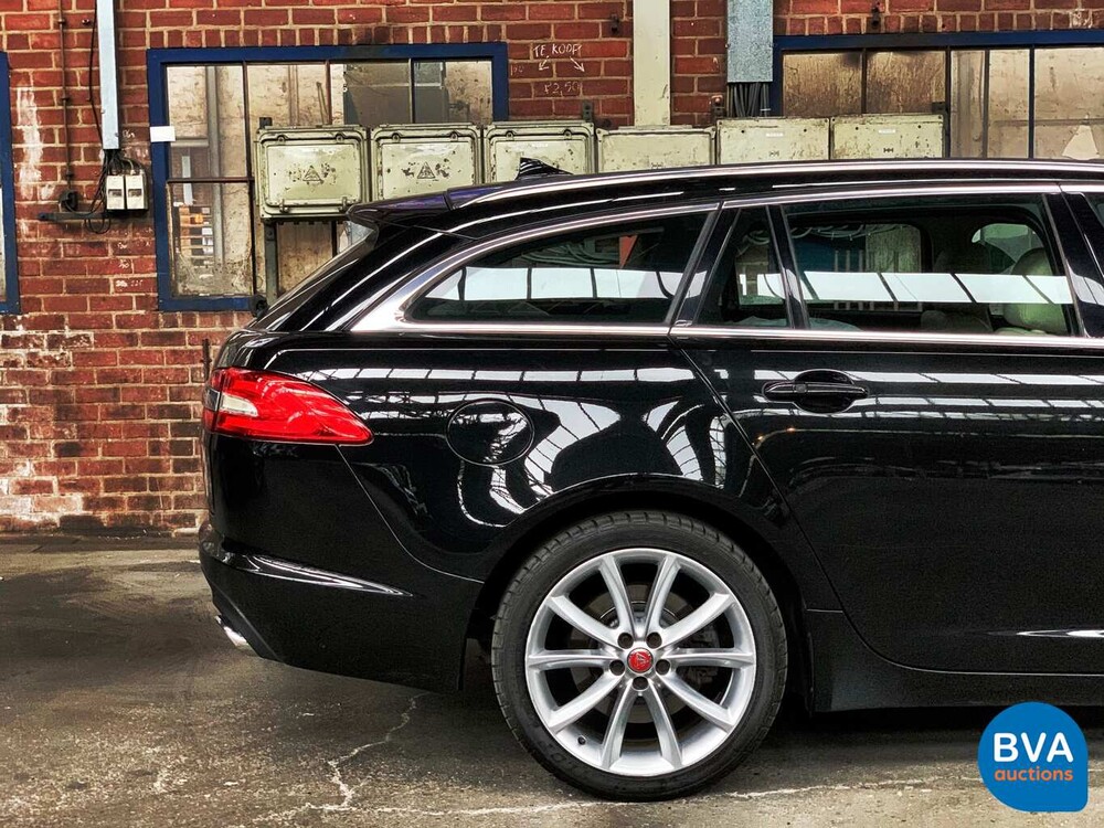 Jaguar XF Sportbremse 2.2D 163 PS 2014.