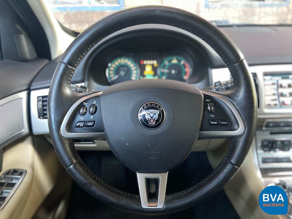 Jaguar XF Sportbremse 2.2D 163 PS 2014.