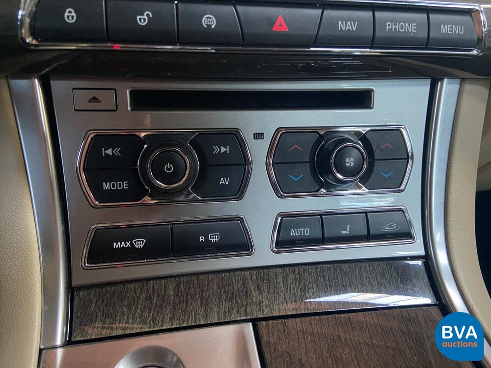 Jaguar XF Sportbremse 2.2D 163 PS 2014.