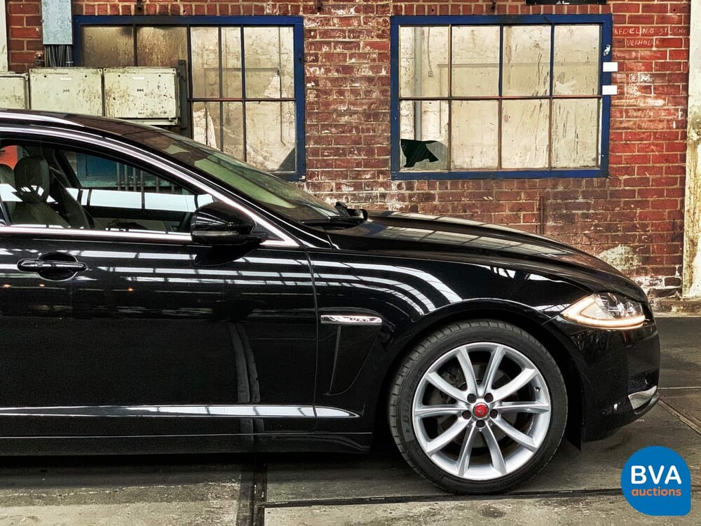 Jaguar XF Sportbremse 2.2D 163 PS 2014.