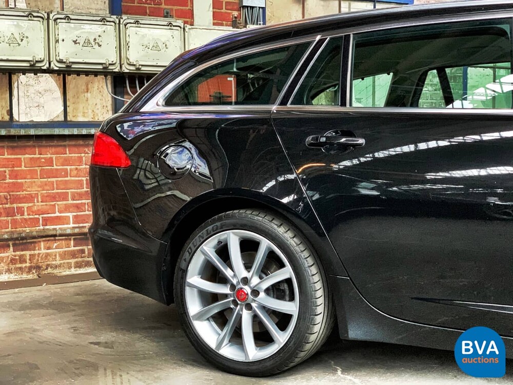 Jaguar XF Sportbremse 2.2D 163 PS 2014.
