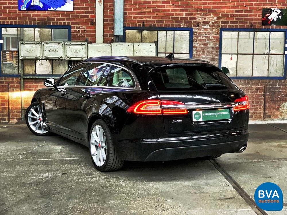 Jaguar XF Sportbremse 2.2D 163 PS 2014.