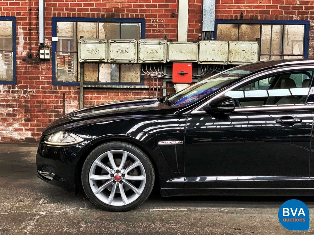 Jaguar XF Sportbremse 2.2D 163 PS 2014.