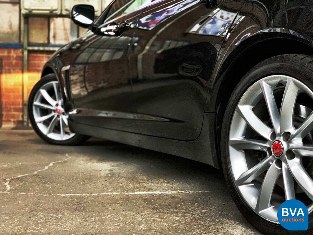 Jaguar XF Sportbremse 2.2D 163 PS 2014.