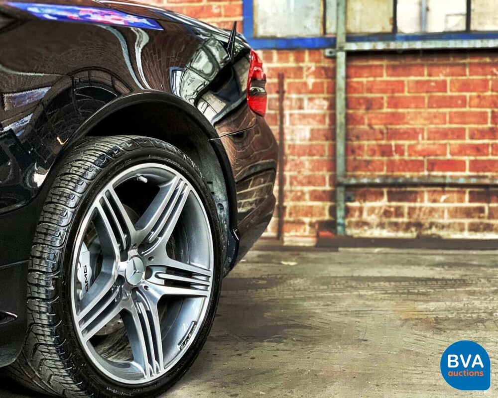 Mercedes-Benz SL63 Roadster 525 PS AMG SL-Klasse 2011.