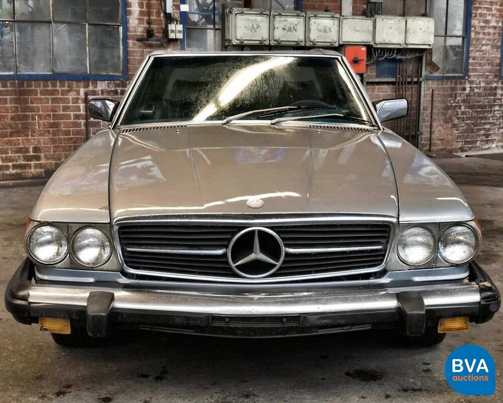 Mercedes-Benz 380SL R107 1983.