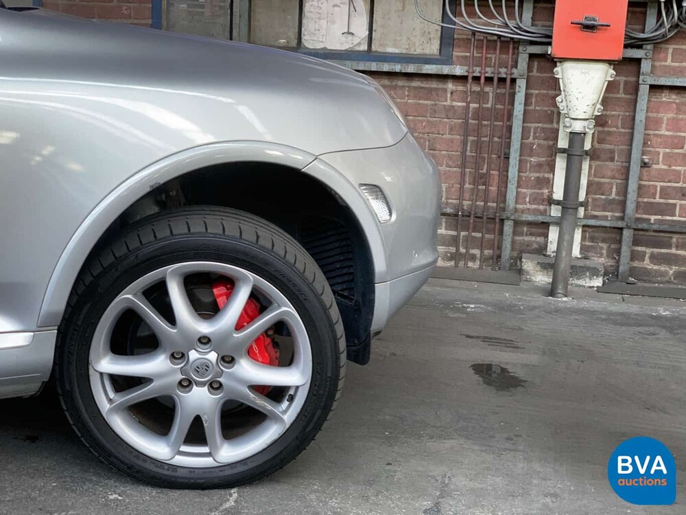 Porsche Cayenne Turbo 4.5 V8 450pk 2004 -Youngtimer-