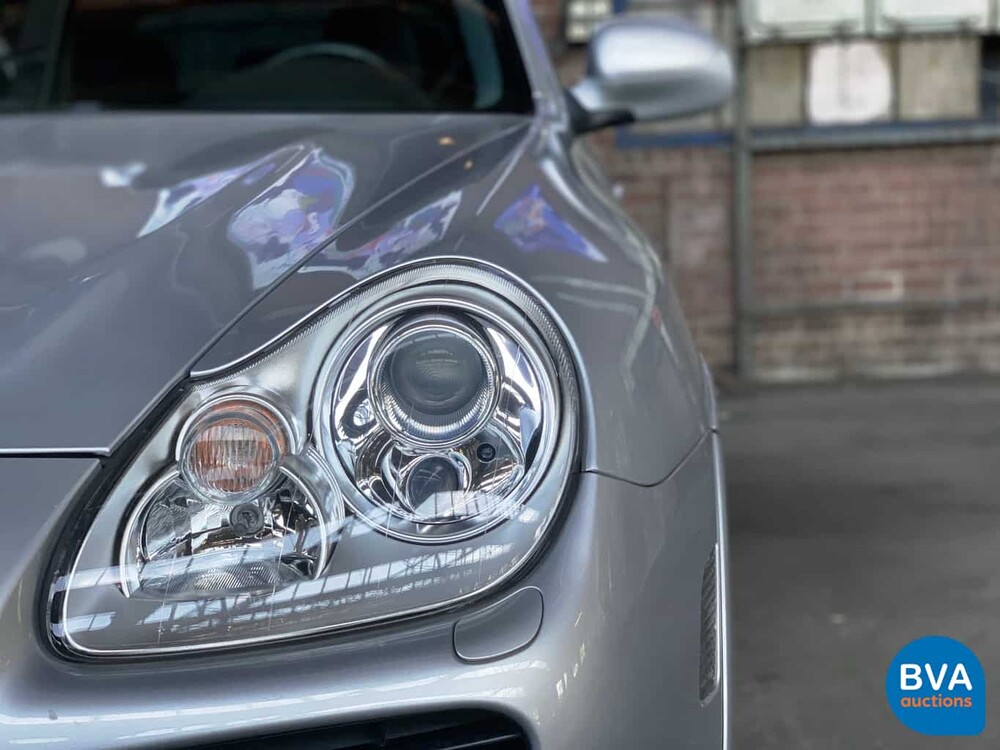 Porsche Cayenne Turbo 4.5 V8 450pk 2004 -Youngtimer-