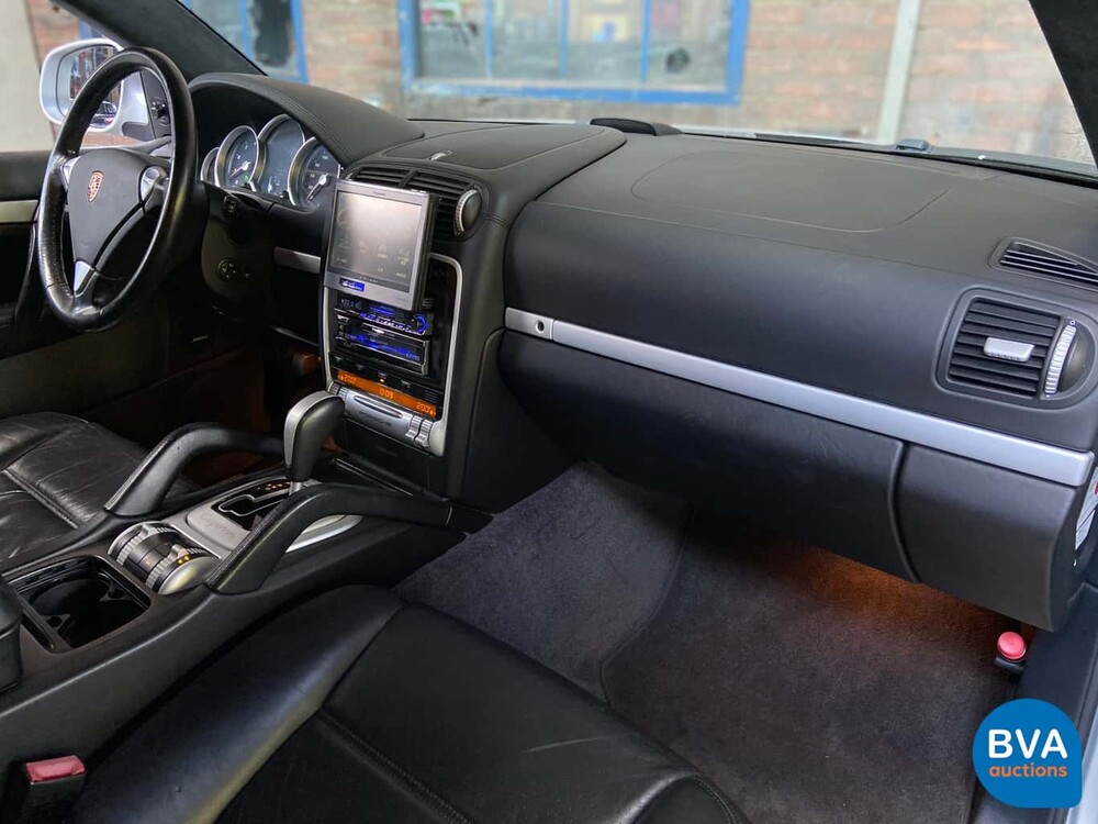 Porsche Cayenne Turbo 4.5 V8 450pk 2004 -Youngtimer-