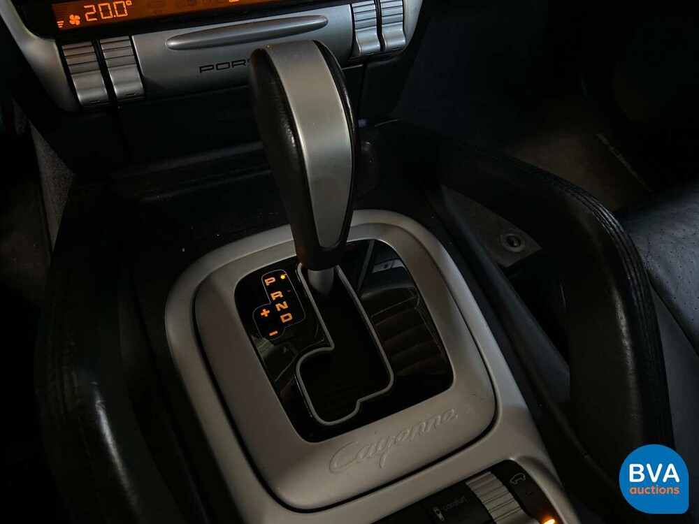 Porsche Cayenne Turbo 4.5 V8 450pk 2004 -Youngtimer-