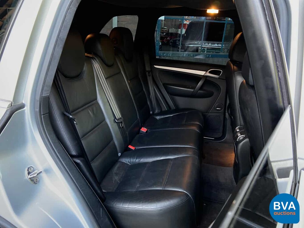 Porsche Cayenne Turbo 4.5 V8 450pk 2004 -Youngtimer-