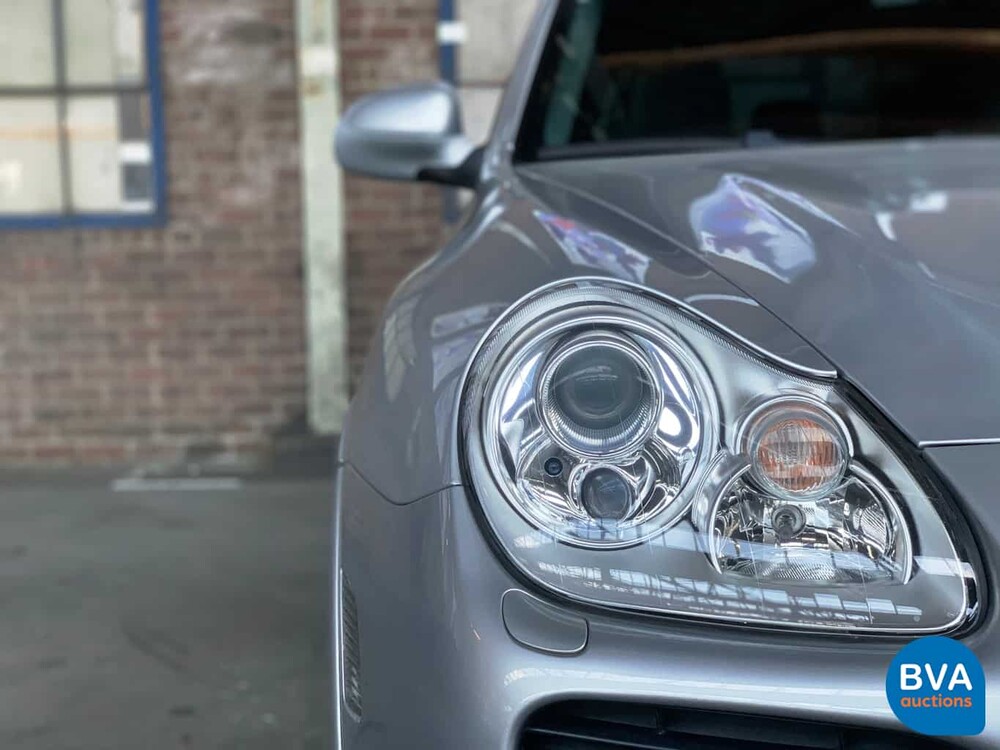 Porsche Cayenne Turbo 4.5 V8 450pk 2004 -Youngtimer-