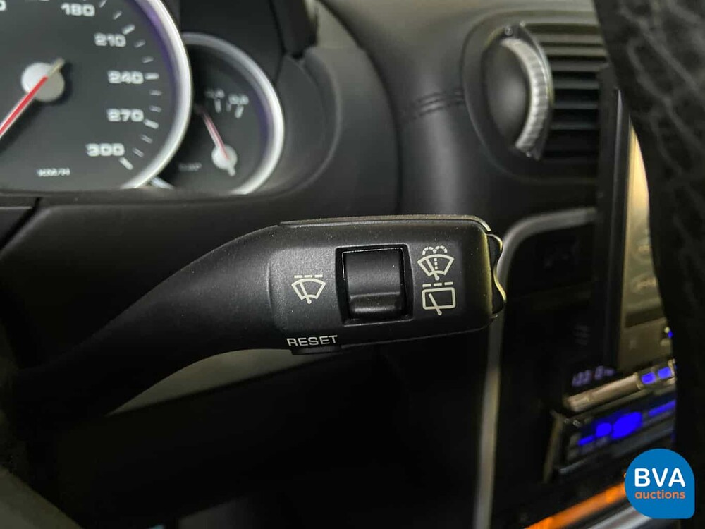 Porsche Cayenne Turbo 4.5 V8 450pk 2004 -Youngtimer-