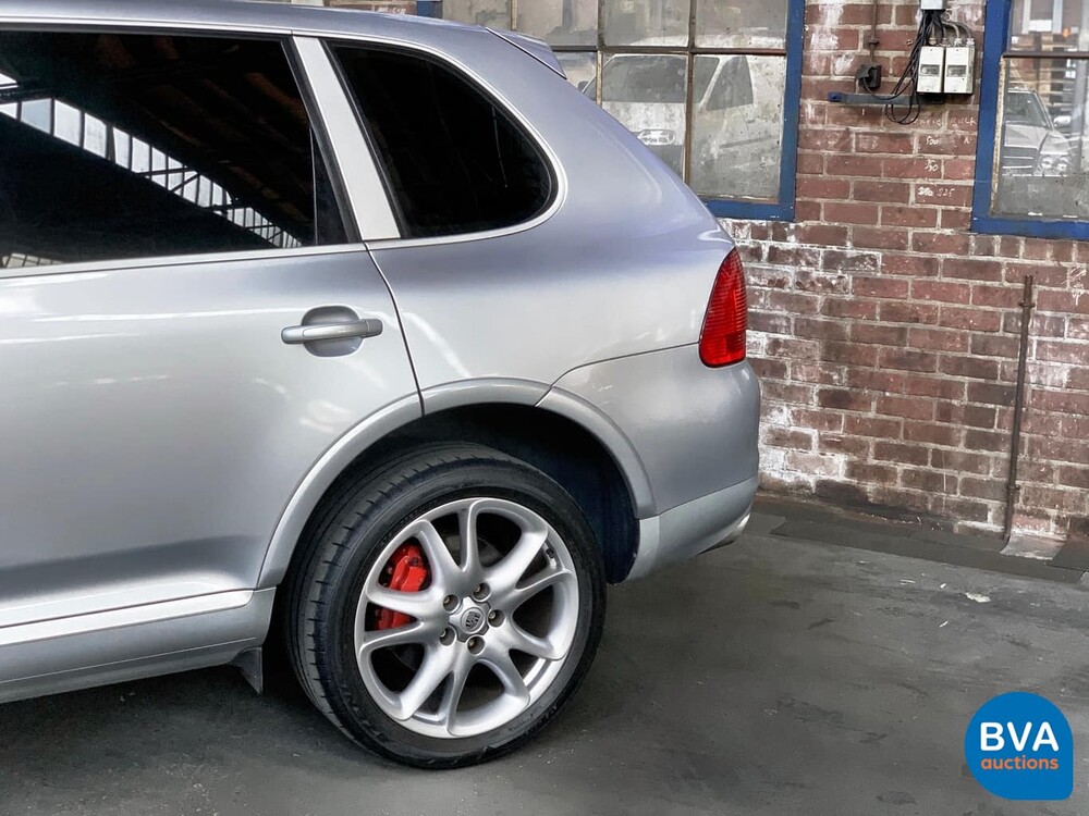 Porsche Cayenne Turbo 4.5 V8 450pk 2004 -Youngtimer-