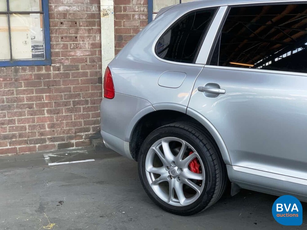 Porsche Cayenne Turbo 4.5 V8 450pk 2004 -Youngtimer-
