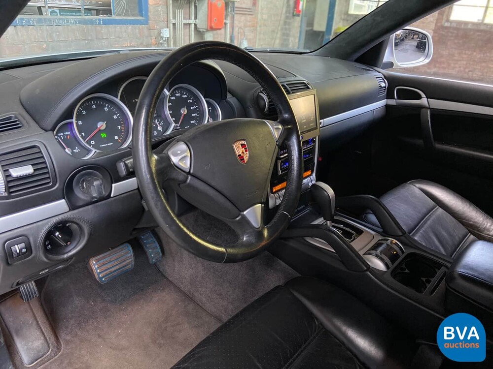 Porsche Cayenne Turbo 4.5 V8 450pk 2004 -Youngtimer-