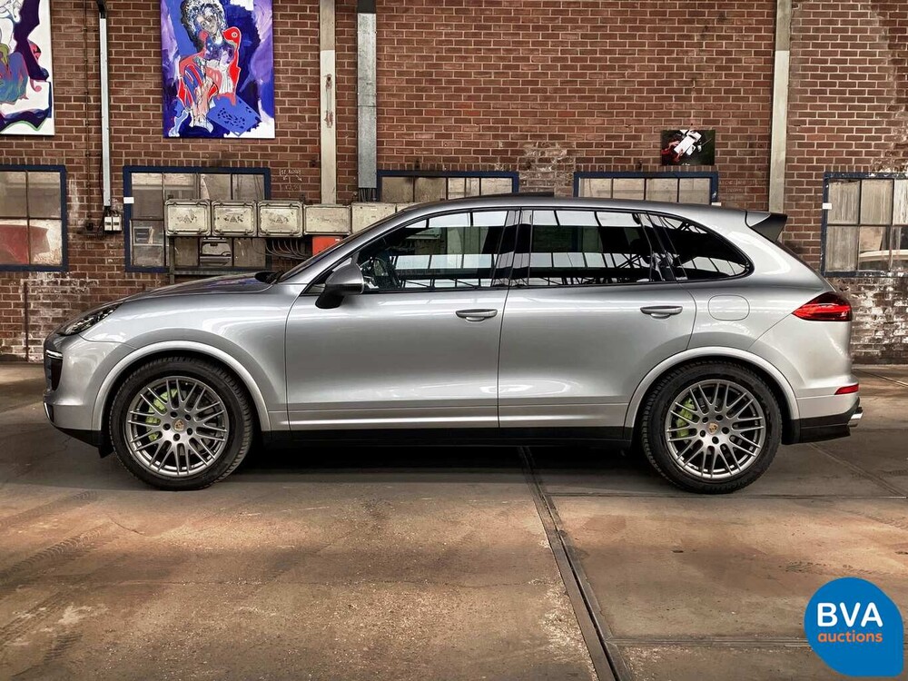 Porsche Cayenne S E-Hybrid Platinum Edition 3.0 V6 416pk 2016