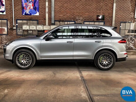 Porsche Cayenne S E-Hybrid Platinum Edition 3.0 V6 416pk 2016