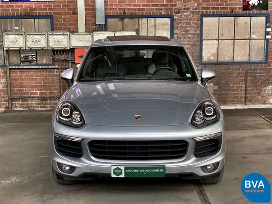 Porsche Cayenne S E-Hybrid Platinum Edition 3.0 V6 416pk 2016