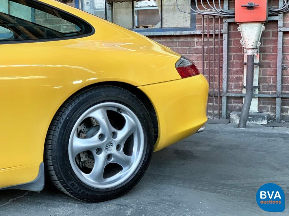 Porsche 911 Carrera 4 3.6 996 MKII 320pk 2002 -Youngtimer-