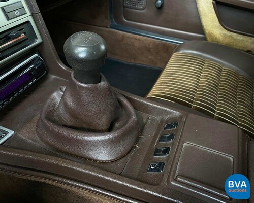 Porsche 944 2.5 Coupé-Original NL-1983, JY-49-XL.