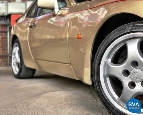 Porsche 944 2.5 Coupé-Original NL-1983, JY-49-XL.