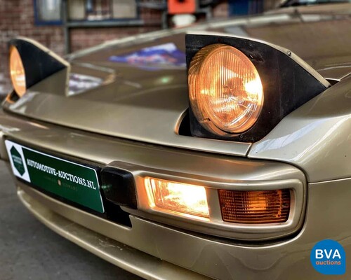 Porsche 944 2.5 Coupé-Original NL-1983, JY-49-XL.