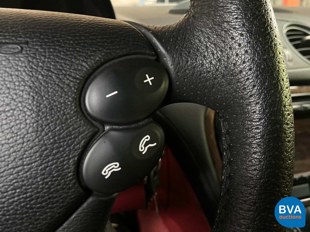 Mercedes-Benz SL500 306pk R230 2004.