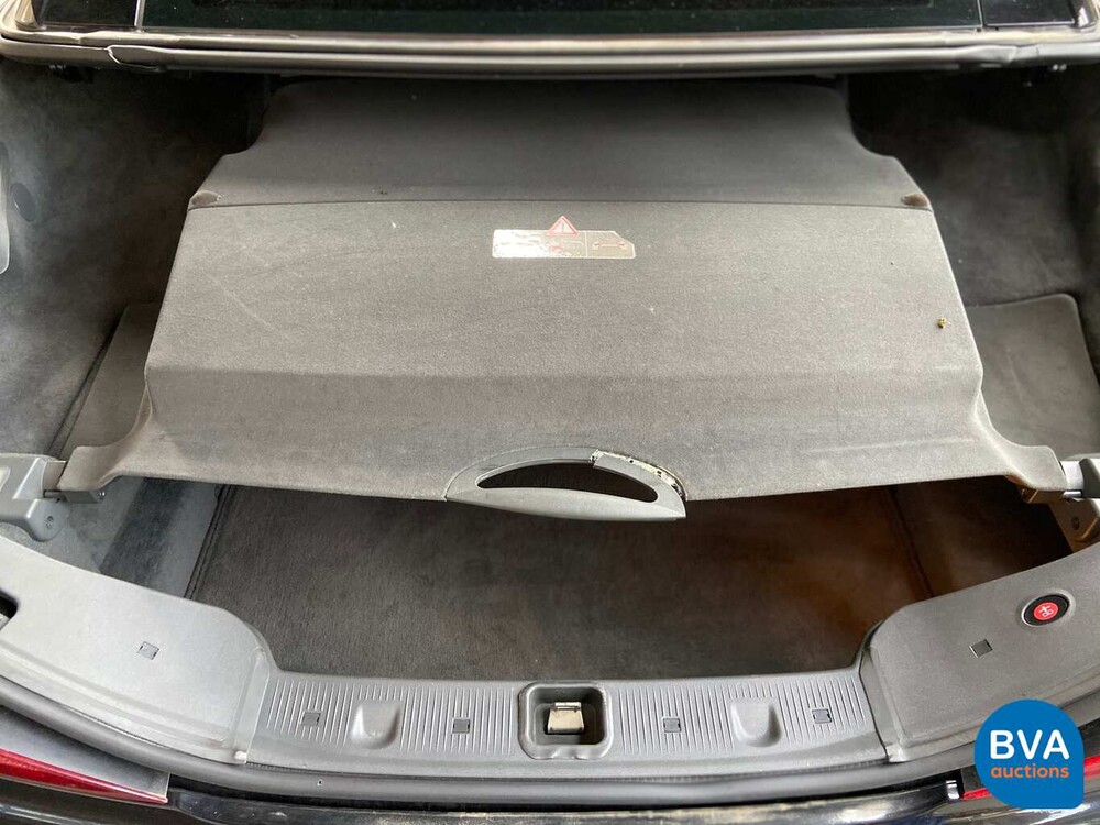 Mercedes-Benz SL500 306pk R230 2004.