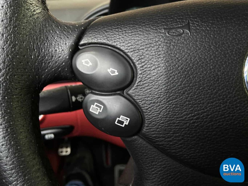 Mercedes-Benz SL500 306pk R230 2004.