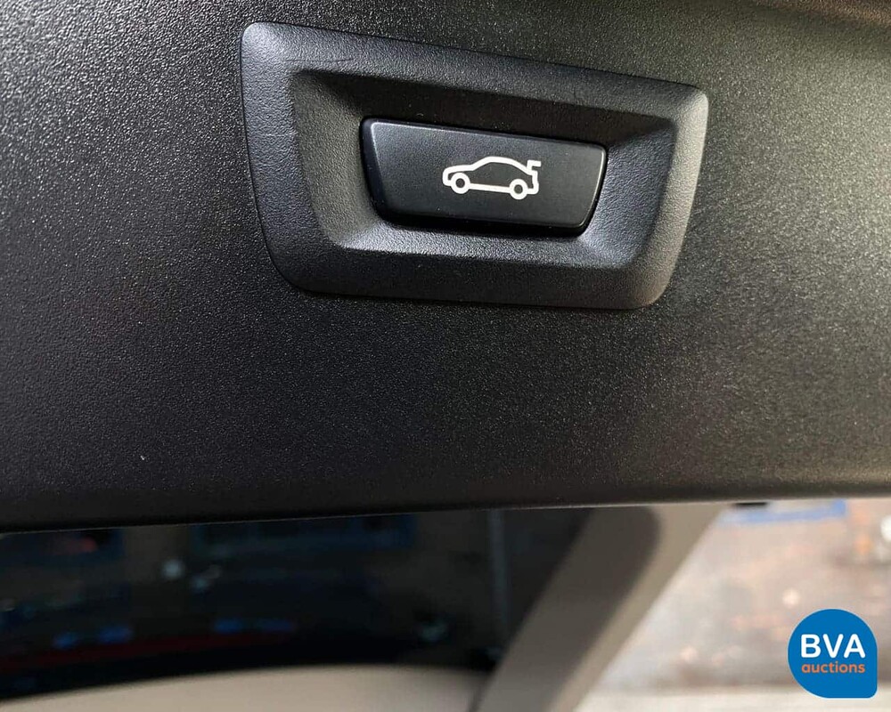 BMW 528I Touring 5er High Executive 6-Zylinder -Org. NL- + NAP, 32-PSZ-2.