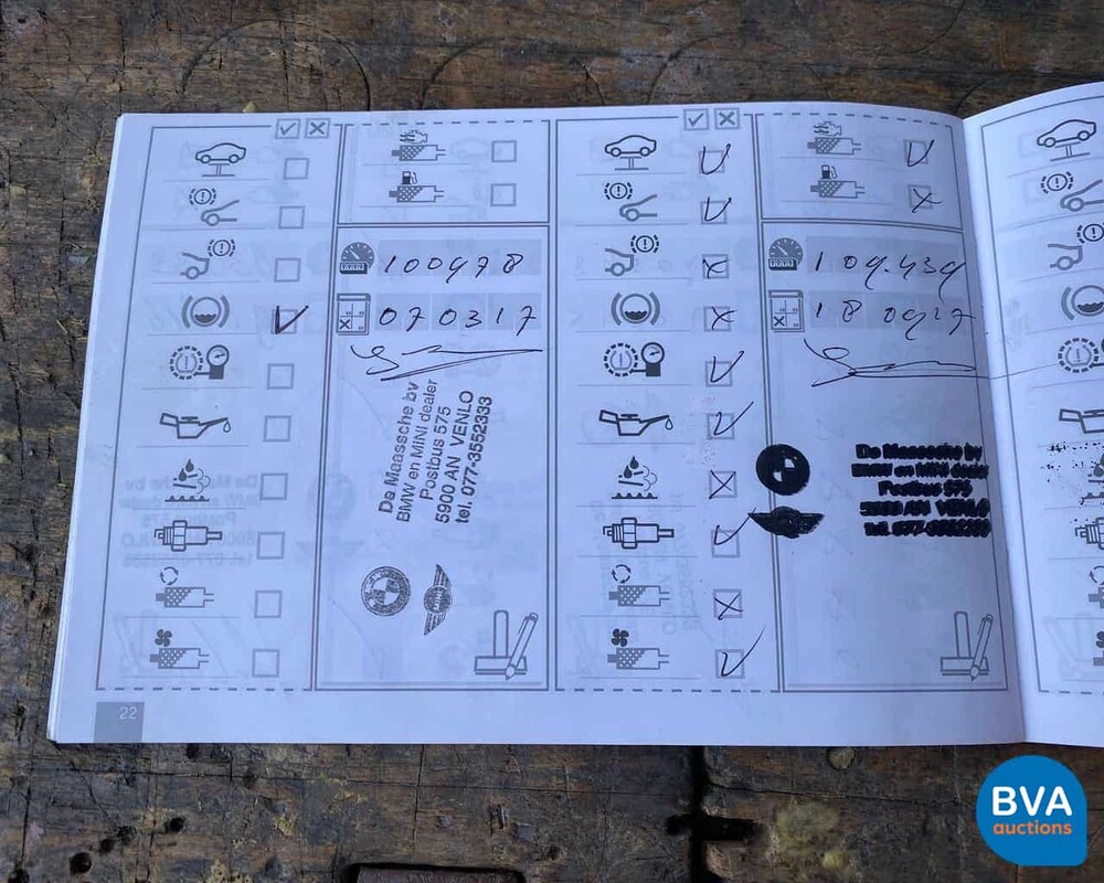 BMW 528I Touring 5er High Executive 6-Zylinder -Org. NL- + NAP, 32-PSZ-2.