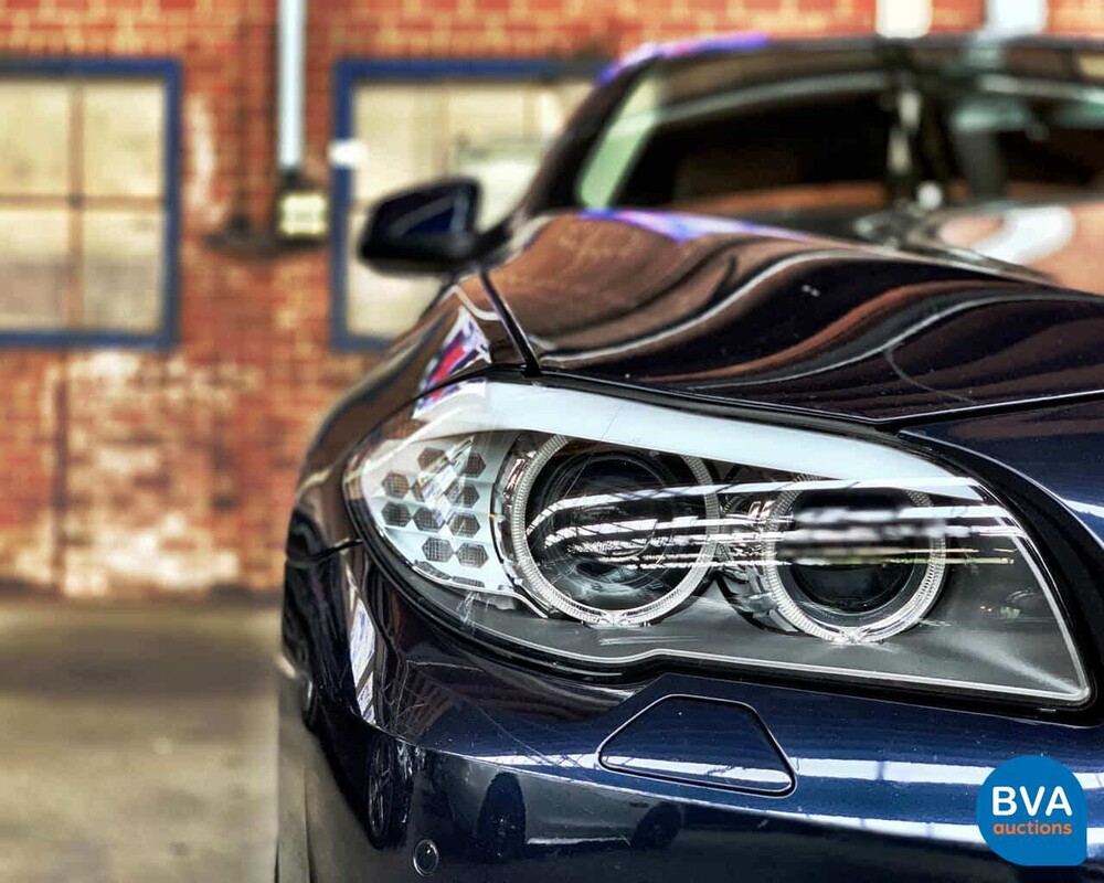 BMW 528I Touring 5er High Executive 6-Zylinder -Org. NL- + NAP, 32-PSZ-2.