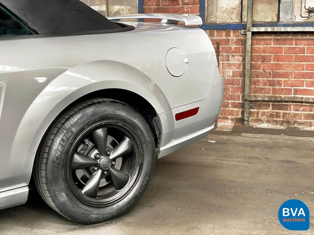 Ford Mustang Cabriolet 4.6 V8 GT Cabrio USA 2006, 13-ZF-SV.