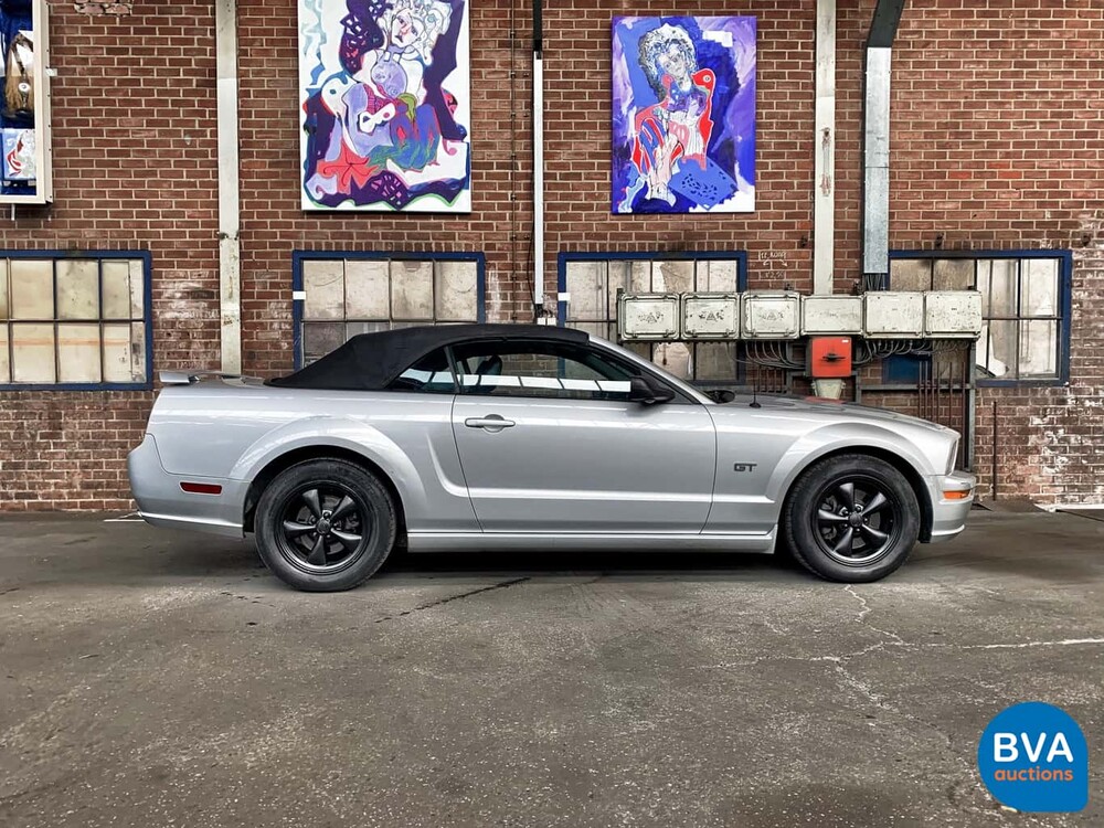 Ford Mustang Cabriolet 4.6 V8 GT Cabrio USA 2006, 13-ZF-SV.