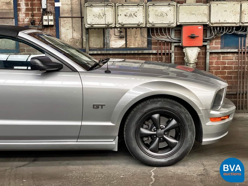 Ford Mustang Cabriolet 4.6 V8 GT Cabrio USA 2006, 13-ZF-SV.