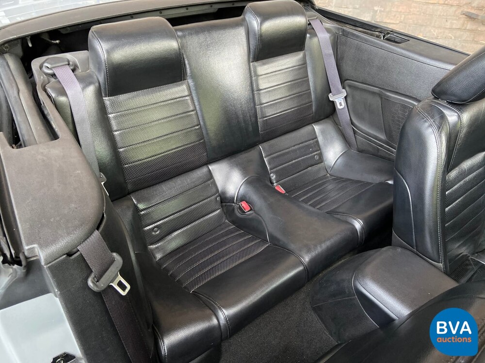 Ford Mustang Cabriolet 4.6 V8 GT Cabrio USA 2006, 13-ZF-SV.