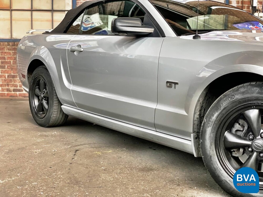 Ford Mustang Cabriolet 4.6 V8 GT Cabrio USA 2006, 13-ZF-SV.