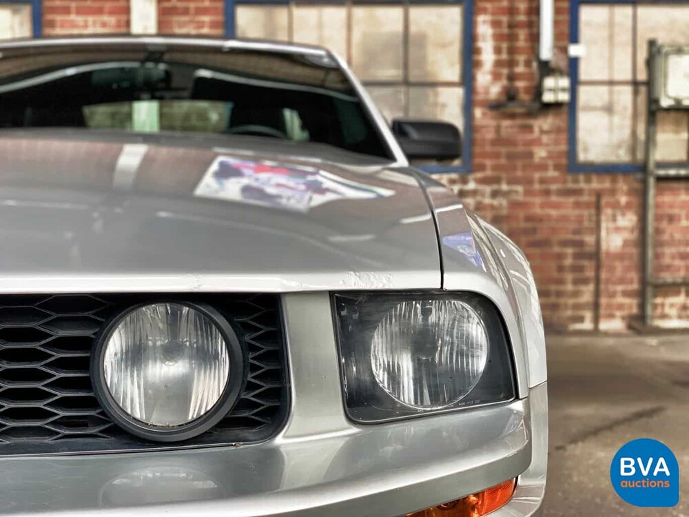 Ford Mustang Cabriolet 4.6 V8 GT Cabrio USA 2006, 13-ZF-SV.