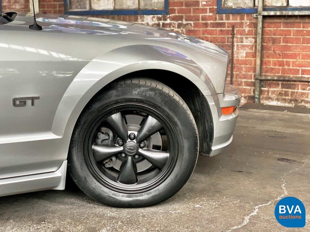 Ford Mustang Cabriolet 4.6 V8 GT Cabrio USA 2006, 13-ZF-SV.